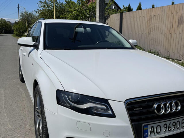 Білий Ауді А4, об'ємом двигуна 2 л та пробігом 227 тис. км за 10800 $, фото 1 на Automoto.ua