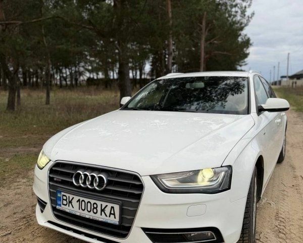 Білий Ауді А4, об'ємом двигуна 2 л та пробігом 265 тис. км за 11200 $, фото 1 на Automoto.ua