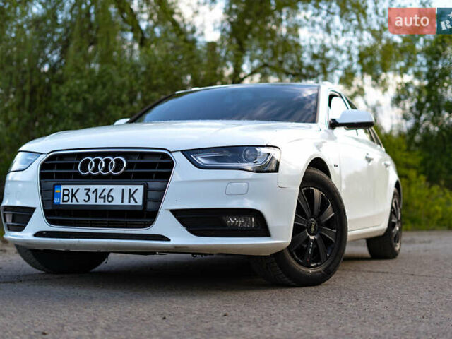 Белый Ауди А4, объемом двигателя 2 л и пробегом 293 тыс. км за 11600 $, фото 1 на Automoto.ua