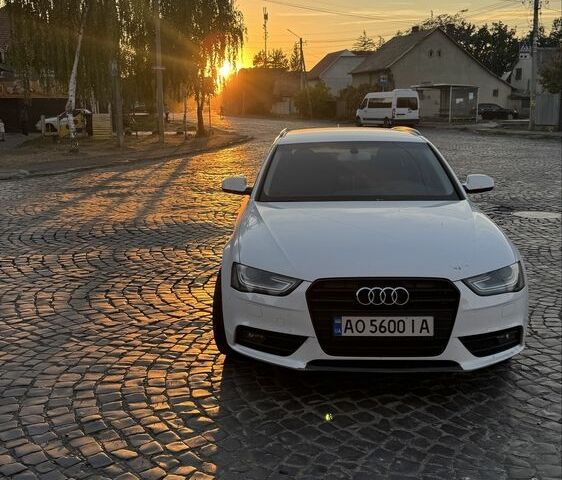 Білий Ауді А4, об'ємом двигуна 2 л та пробігом 262 тис. км за 11501 $, фото 1 на Automoto.ua