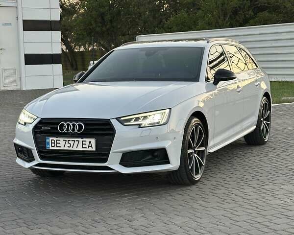 Белый Ауди А4, объемом двигателя 1.97 л и пробегом 216 тыс. км за 22500 $, фото 1 на Automoto.ua