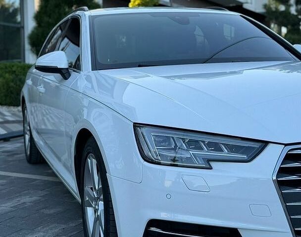 Білий Ауді А4, об'ємом двигуна 1.97 л та пробігом 247 тис. км за 17500 $, фото 1 на Automoto.ua