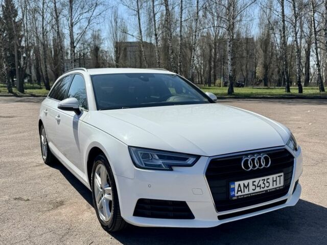 Білий Ауді А4, об'ємом двигуна 2 л та пробігом 253 тис. км за 19300 $, фото 1 на Automoto.ua