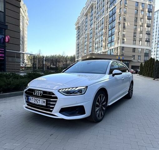 Білий Ауді А4, об'ємом двигуна 1.97 л та пробігом 99 тис. км за 29999 $, фото 1 на Automoto.ua
