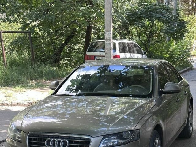 Бежевий Ауді А4, об'ємом двигуна 1.8 л та пробігом 236 тис. км за 6703 $, фото 1 на Automoto.ua