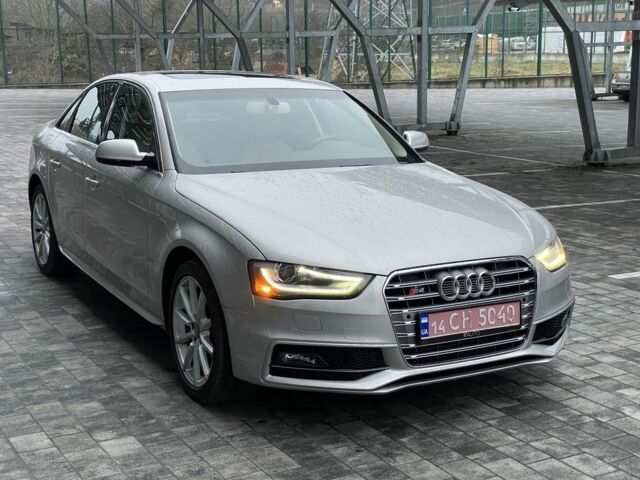 Бежевий Ауді А4, об'ємом двигуна 2 л та пробігом 156 тис. км за 11000 $, фото 1 на Automoto.ua