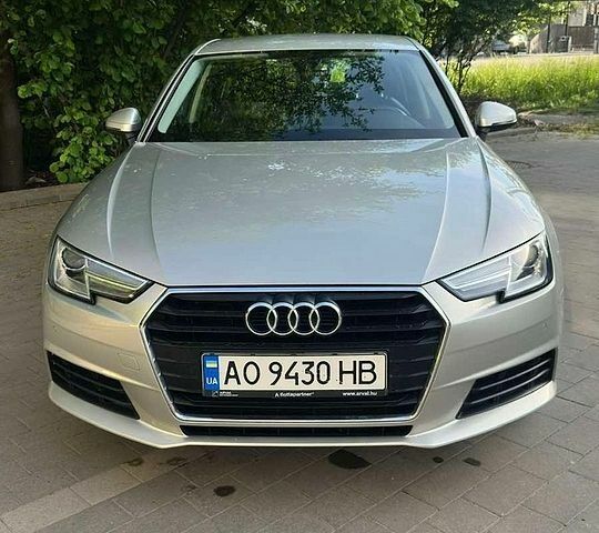 Бежевый Ауди А4, объемом двигателя 1.97 л и пробегом 265 тыс. км за 15900 $, фото 1 на Automoto.ua