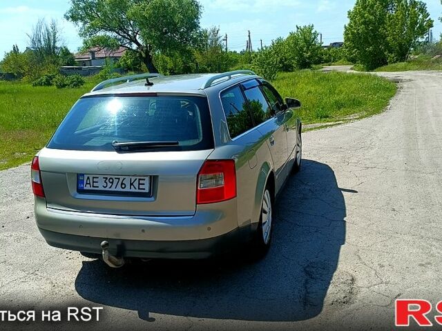 Бежевый Ауди А4, объемом двигателя 2.5 л и пробегом 352 тыс. км за 4500 $, фото 1 на Automoto.ua
