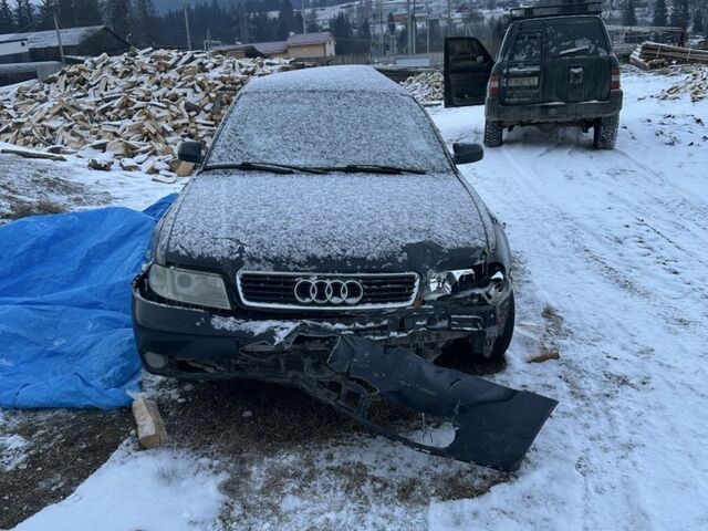 Черный Ауди А4, объемом двигателя 1.6 л и пробегом 270 тыс. км за 999 $, фото 1 на Automoto.ua