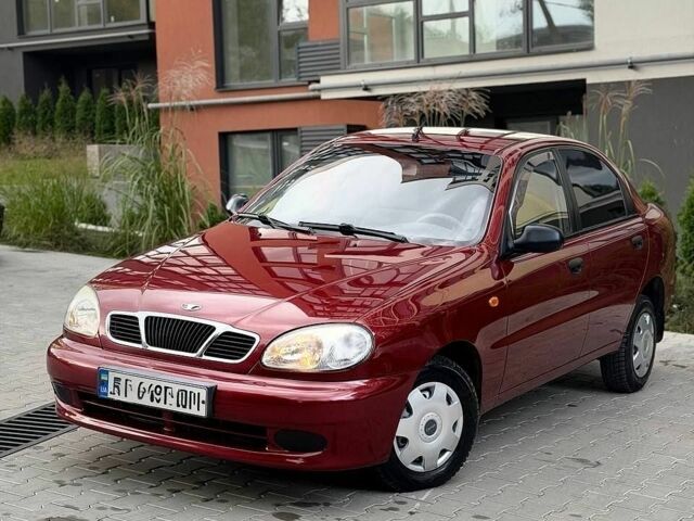 Чорний Ауді А4, об'ємом двигуна 2.5 л та пробігом 325 тис. км за 4815 $, фото 1 на Automoto.ua
