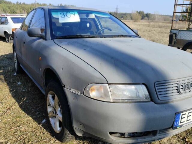 Чорний Ауді А4, об'ємом двигуна 1.8 л та пробігом 300 тис. км за 1200 $, фото 1 на Automoto.ua