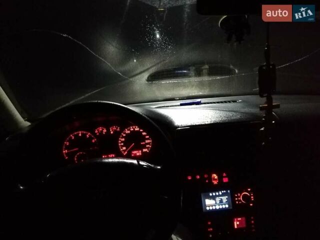 Черный Ауди А4, объемом двигателя 1.8 л и пробегом 454 тыс. км за 2900 $, фото 1 на Automoto.ua