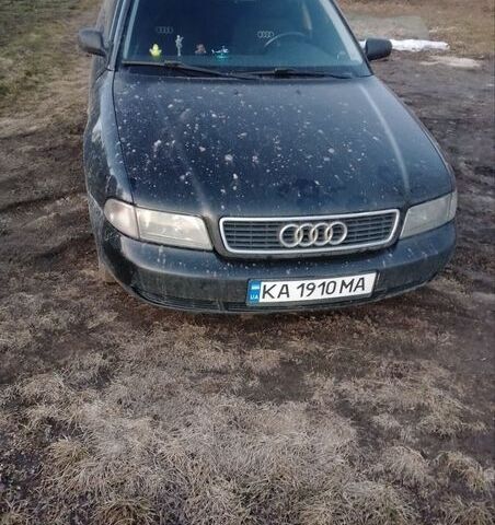 Черный Ауди А4, объемом двигателя 1.8 л и пробегом 447 тыс. км за 2800 $, фото 1 на Automoto.ua