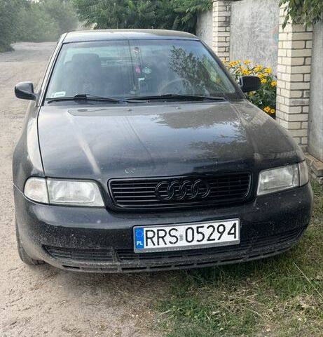 Черный Ауди А4, объемом двигателя 1.9 л и пробегом 389 тыс. км за 2500 $, фото 1 на Automoto.ua