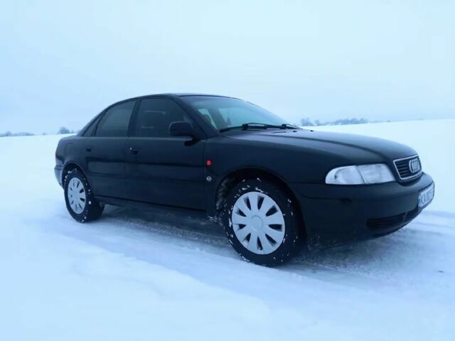 Черный Ауди А4, объемом двигателя 1.8 л и пробегом 290 тыс. км за 2850 $, фото 1 на Automoto.ua