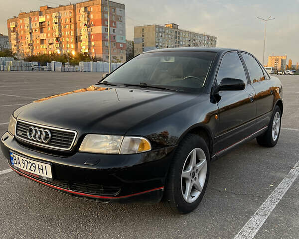 Черный Ауди А4, объемом двигателя 1.78 л и пробегом 258 тыс. км за 4800 $, фото 1 на Automoto.ua