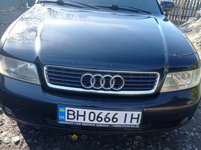 Черный Ауди А4, объемом двигателя 1.9 л и пробегом 290 тыс. км за 3800 $, фото 1 на Automoto.ua