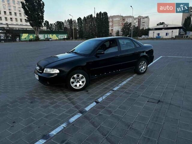 Черный Ауди А4, объемом двигателя 1.78 л и пробегом 201 тыс. км за 2850 $, фото 1 на Automoto.ua