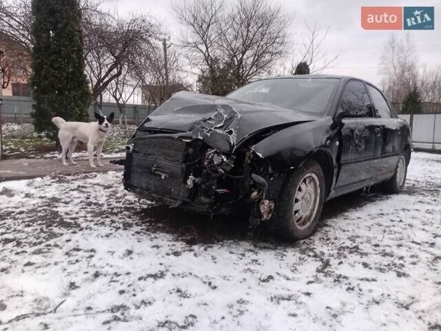 Чорний Ауді А4, об'ємом двигуна 1.8 л та пробігом 267 тис. км за 1500 $, фото 1 на Automoto.ua