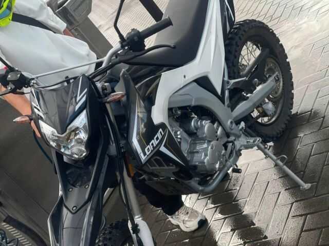 Чорний Ауді А4, об'ємом двигуна 2.5 л та пробігом 331 тис. км за 3212 $, фото 1 на Automoto.ua