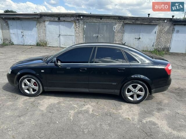 Черный Ауди А4, объемом двигателя 2 л и пробегом 268 тыс. км за 5000 $, фото 1 на Automoto.ua