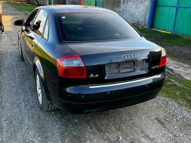 Черный Ауди А4, объемом двигателя 19 л и пробегом 367 тыс. км за 5000 $, фото 1 на Automoto.ua