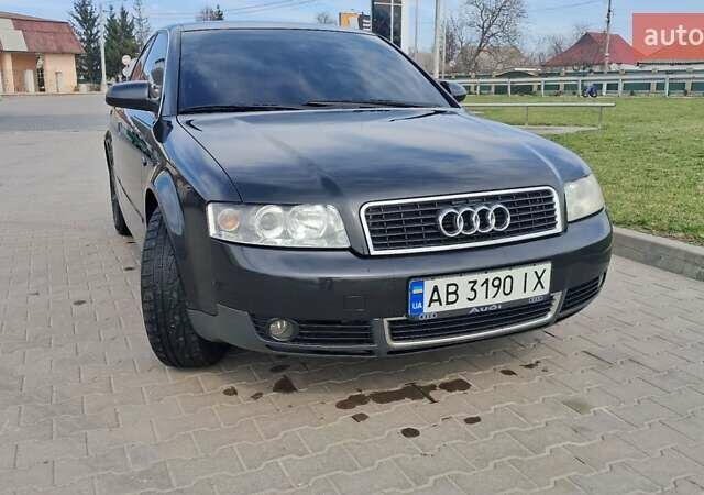 Чорний Ауді А4, об'ємом двигуна 2 л та пробігом 305 тис. км за 4950 $, фото 1 на Automoto.ua