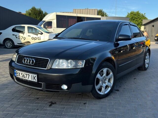 Чорний Ауді А4, об'ємом двигуна 2 л та пробігом 327 тис. км за 2706 $, фото 1 на Automoto.ua