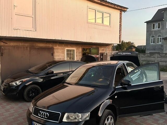 Черный Ауди А4, объемом двигателя 1.8 л и пробегом 294 тыс. км за 3250 $, фото 1 на Automoto.ua
