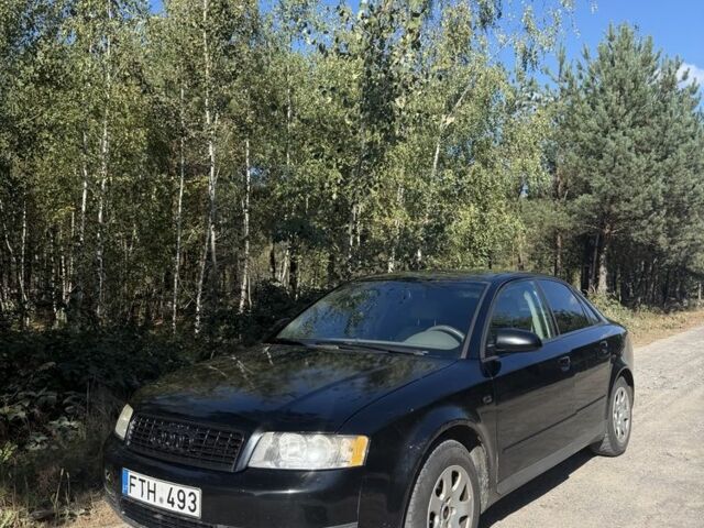 Чорний Ауді А4, об'ємом двигуна 1.8 л та пробігом 236 тис. км за 2510 $, фото 1 на Automoto.ua