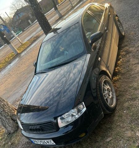 Черный Ауди А4, объемом двигателя 1.8 л и пробегом 335 тыс. км за 4200 $, фото 1 на Automoto.ua