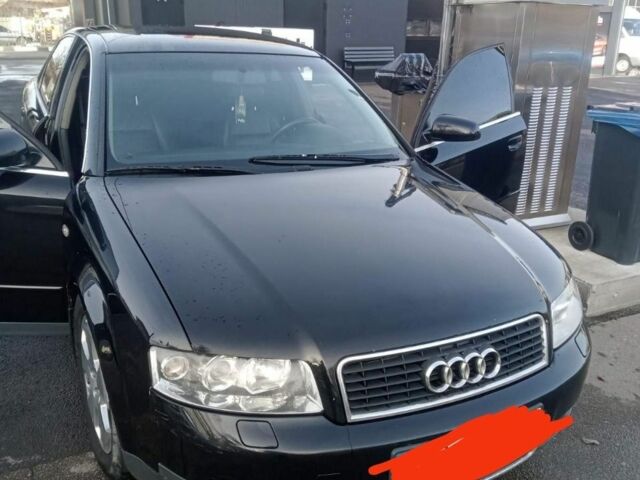 Чорний Ауді А4, об'ємом двигуна 2 л та пробігом 240 тис. км за 5300 $, фото 1 на Automoto.ua