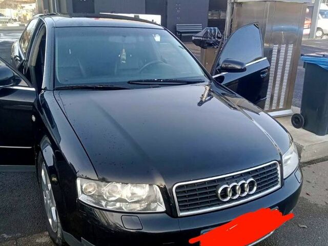 Черный Ауди А4, объемом двигателя 2 л и пробегом 0 тыс. км за 5300 $, фото 1 на Automoto.ua