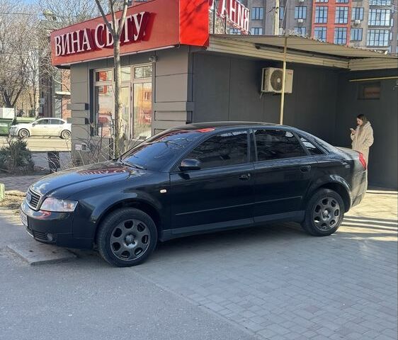 Чорний Ауді А4, об'ємом двигуна 1.9 л та пробігом 290 тис. км за 4650 $, фото 1 на Automoto.ua