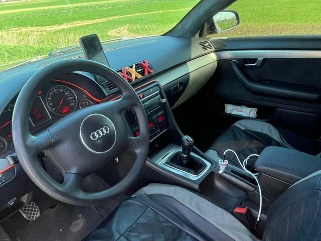 Чорний Ауді А4, об'ємом двигуна 2 л та пробігом 180 тис. км за 4300 $, фото 1 на Automoto.ua
