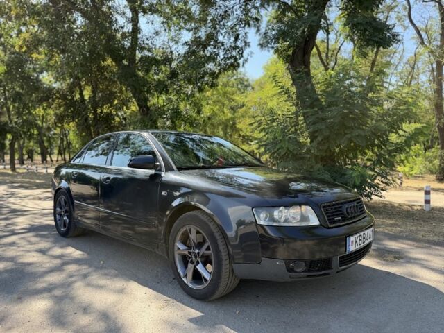 Черный Ауди А4, объемом двигателя 2.5 л и пробегом 350 тыс. км за 2748 $, фото 1 на Automoto.ua