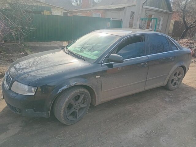 Черный Ауди А4, объемом двигателя 2.5 л и пробегом 300 тыс. км за 3000 $, фото 1 на Automoto.ua