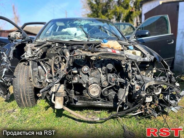 Черный Ауди А4, объемом двигателя 1.9 л и пробегом 290 тыс. км за 2000 $, фото 1 на Automoto.ua