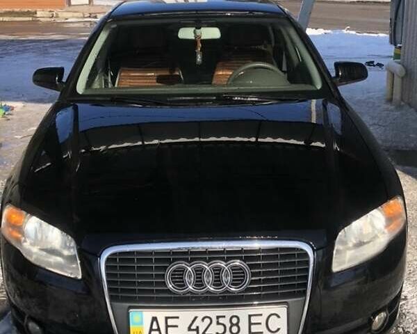 Черный Ауди А4, объемом двигателя 2 л и пробегом 230 тыс. км за 6000 $, фото 1 на Automoto.ua