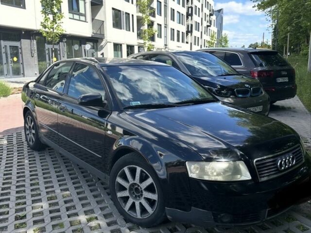 Черный Ауди А4, объемом двигателя 0 л и пробегом 300 тыс. км за 2350 $, фото 1 на Automoto.ua