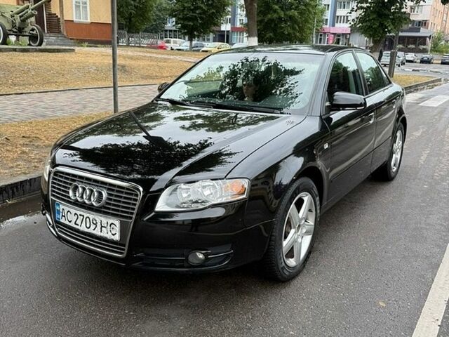Черный Ауди А4, объемом двигателя 2 л и пробегом 335 тыс. км за 4650 $, фото 1 на Automoto.ua