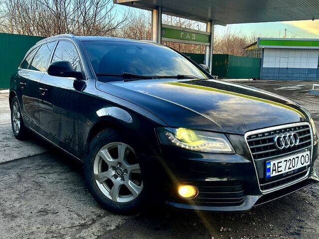 Чорний Ауді А4, об'ємом двигуна 2 л та пробігом 275 тис. км за 9500 $, фото 1 на Automoto.ua