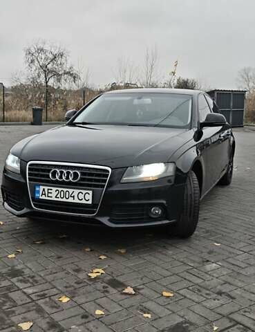 Чорний Ауді А4, об'ємом двигуна 1.8 л та пробігом 301 тис. км за 8500 $, фото 1 на Automoto.ua