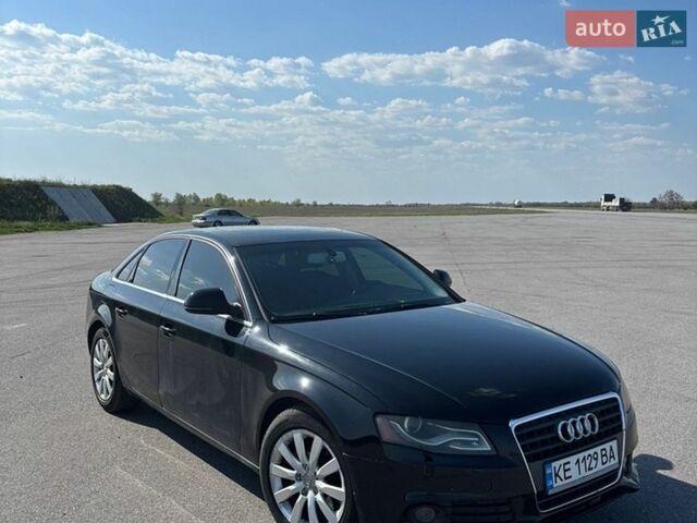 Черный Ауди А4, объемом двигателя 1.98 л и пробегом 176 тыс. км за 7800 $, фото 1 на Automoto.ua