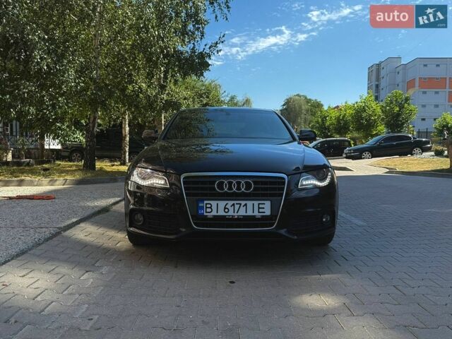 Чорний Ауді А4, об'ємом двигуна 1.8 л та пробігом 304 тис. км за 9200 $, фото 1 на Automoto.ua