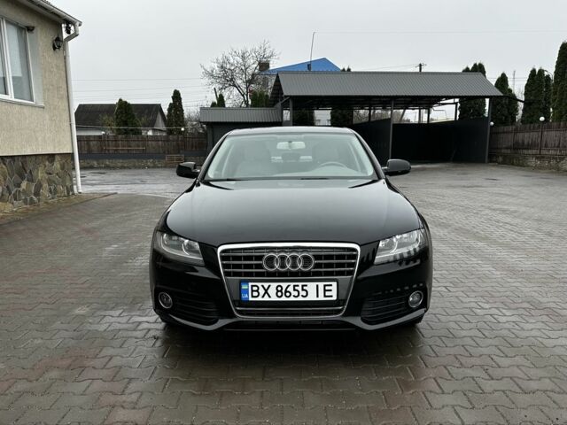 Черный Ауди А4, объемом двигателя 2 л и пробегом 247 тыс. км за 8900 $, фото 1 на Automoto.ua