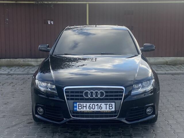 Черный Ауди А4, объемом двигателя 2 л и пробегом 216 тыс. км за 8200 $, фото 1 на Automoto.ua