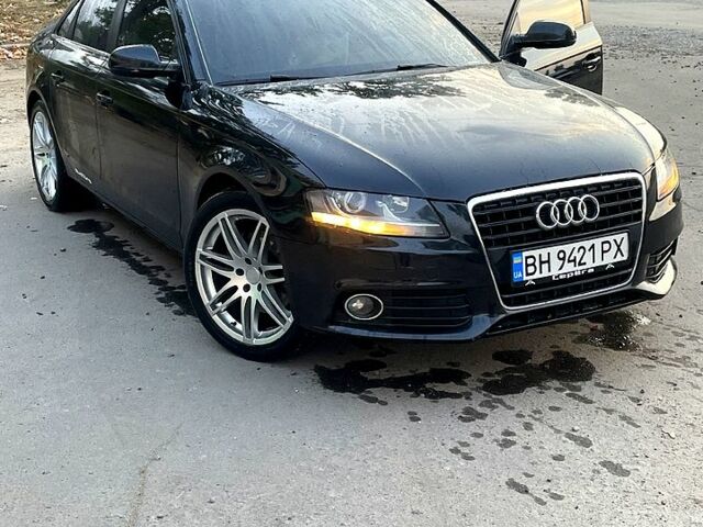 Черный Ауди А4, объемом двигателя 2 л и пробегом 180 тыс. км за 10800 $, фото 1 на Automoto.ua