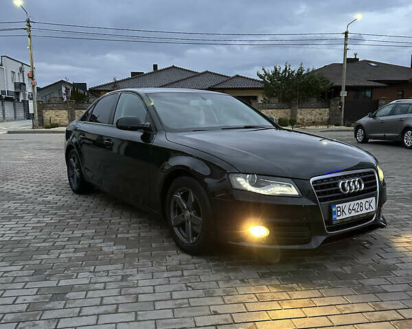 Чорний Ауді А4, об'ємом двигуна 1.97 л та пробігом 243 тис. км за 11400 $, фото 1 на Automoto.ua