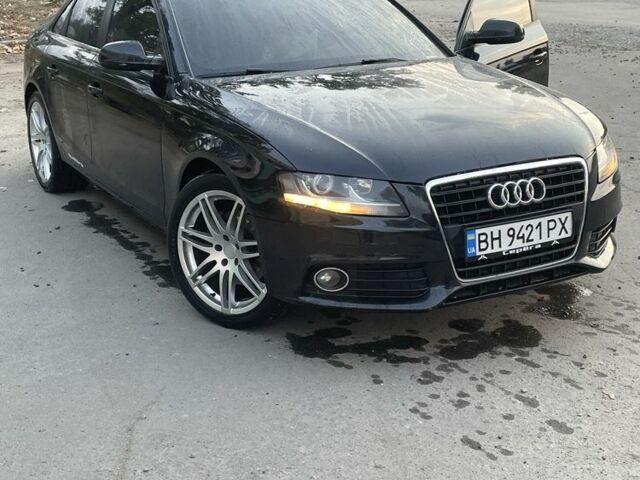 Чорний Ауді А4, об'ємом двигуна 2 л та пробігом 178 тис. км за 10999 $, фото 1 на Automoto.ua